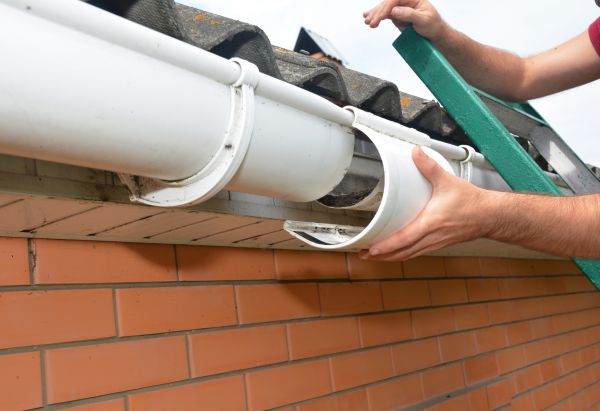 Cost of Gutter Maintenance in Saint Cloud